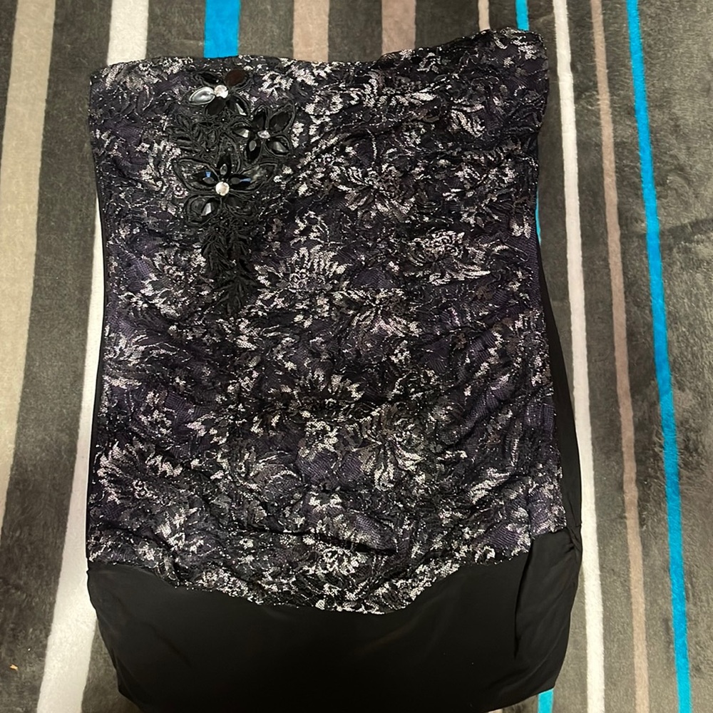 Strapless blouse